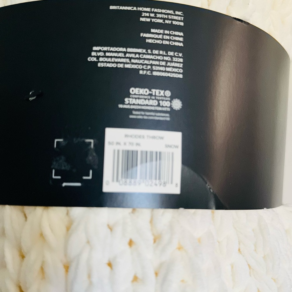 UGG RARE IVORY BRAIDED KNIT THROW - Picture 12 of 16